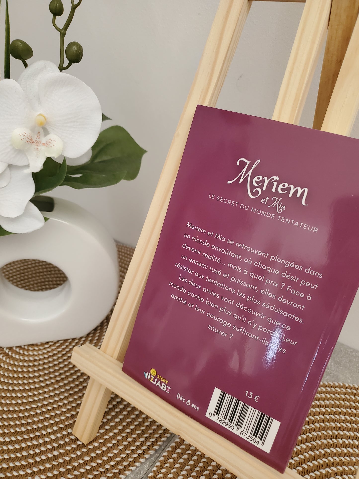 Meriem et Mia tome 01 le secret du monde tentateur.